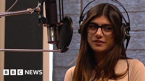 mia khalifa with bbc|Mia Khalifa Bbc Porn Videos 